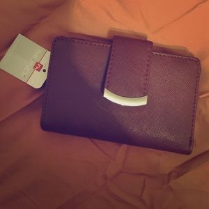 Burgundy mundi wallet